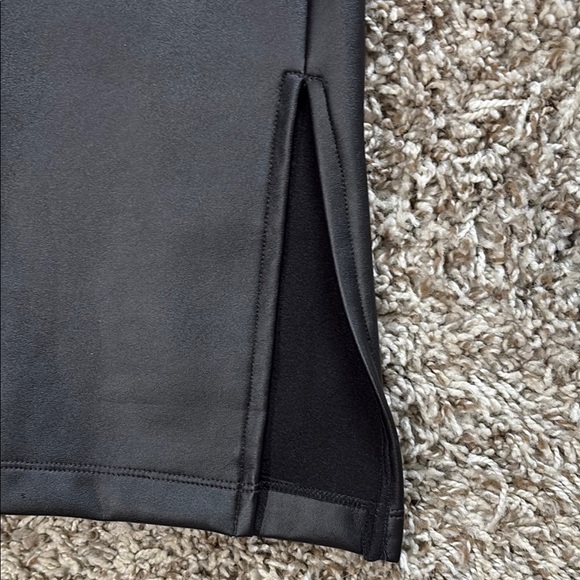 A new day Black Leggings Stretchy Comfort Faux Leather look Size L - Picture 3 of 8